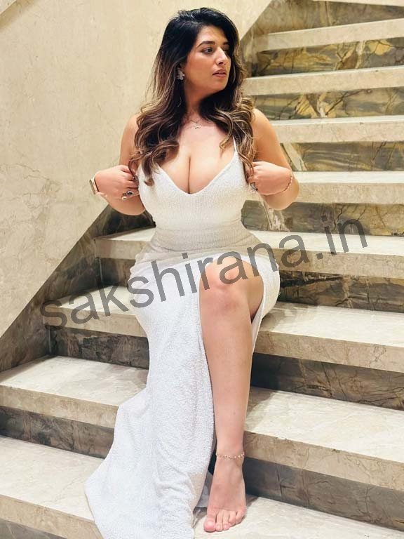 Goa aged housewife Call Girl